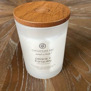 NWT - Chesapeake Bay Mind & Body Peace + Tranquility Cashmere Jasmine Candle
